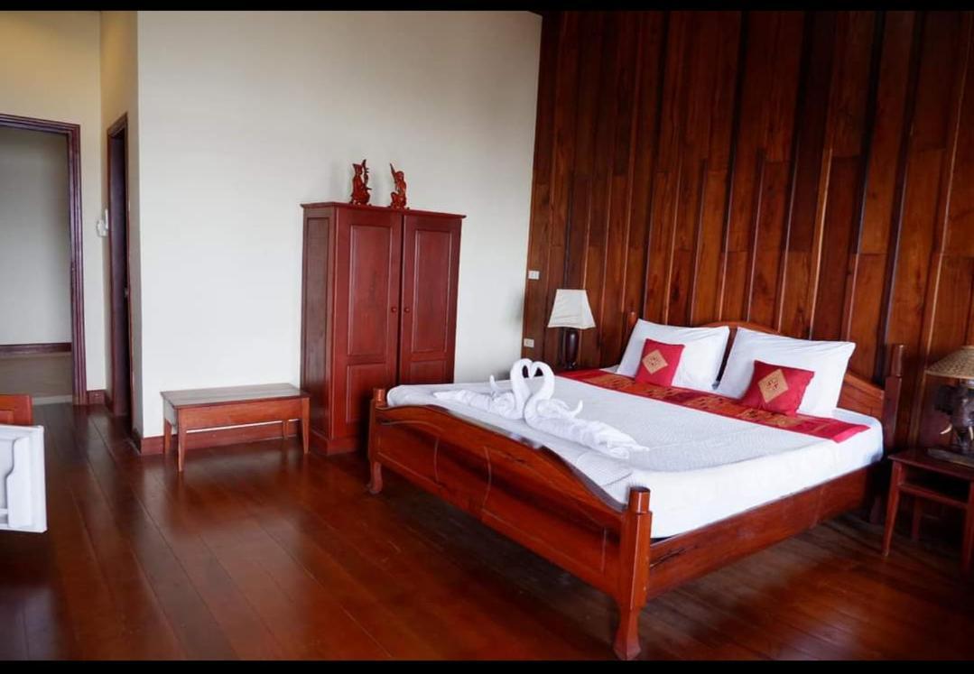 Kongmany Colonial House Hotel Muang Khong Exterior photo