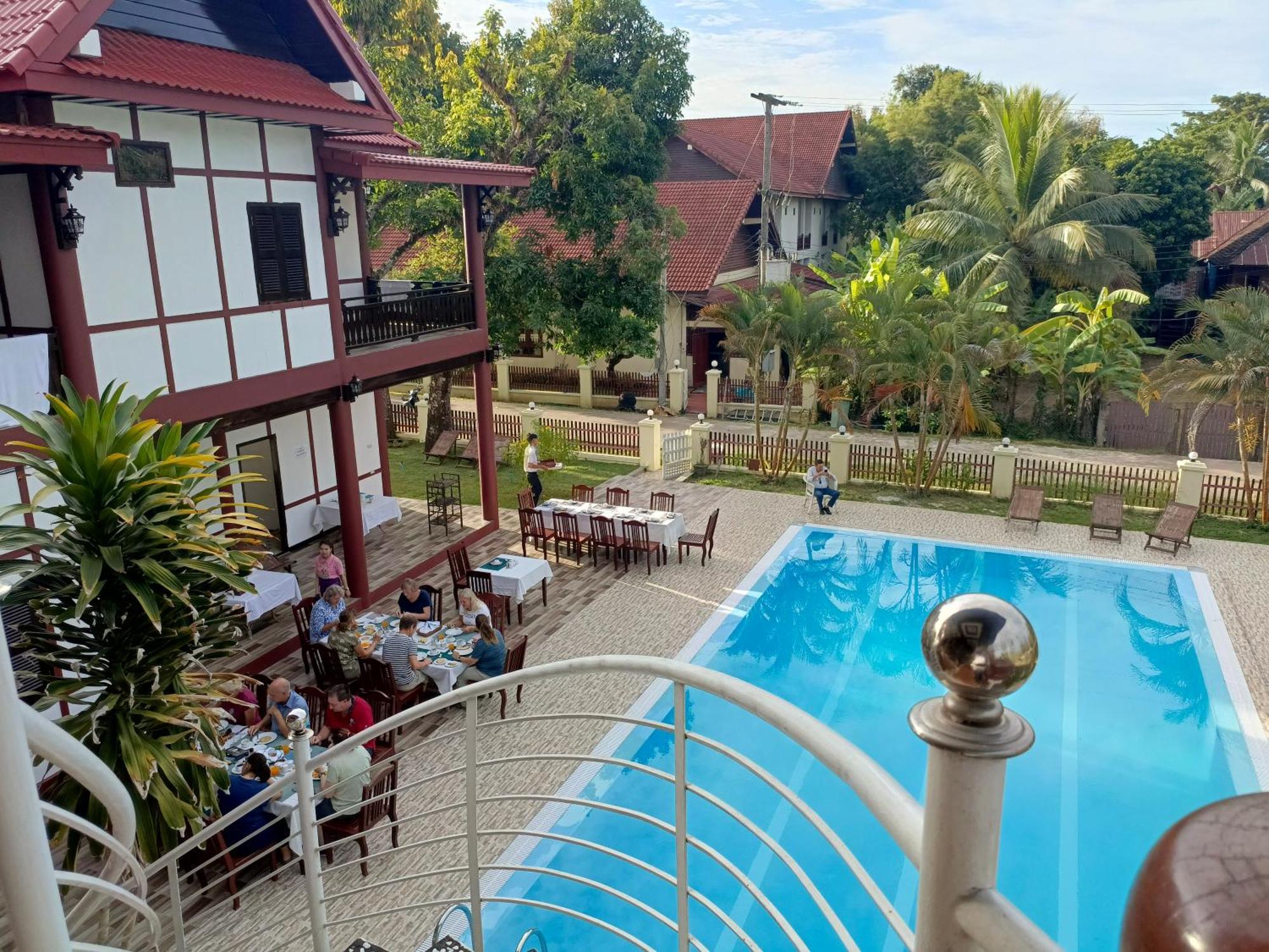 Kongmany Colonial House Hotel Muang Khong Exterior photo
